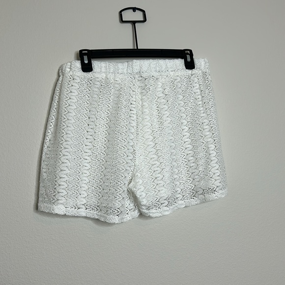 NWOT - bathing suit cover up shorts. white 100% Polyester - Picture 3 of 3